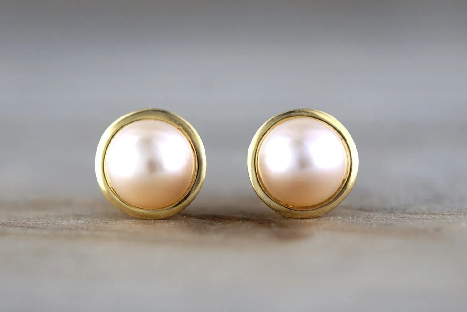 14k Yellow Classic Gold Cream Ivory Pearl Stud Post Push Back Earring Studs