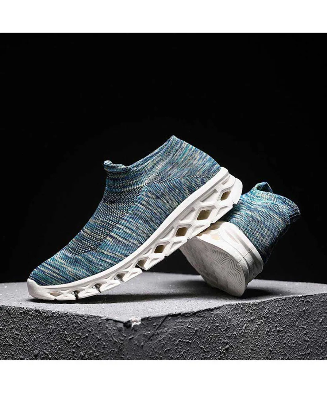 Blue texture pattern flyknit slip on shoe sneaker