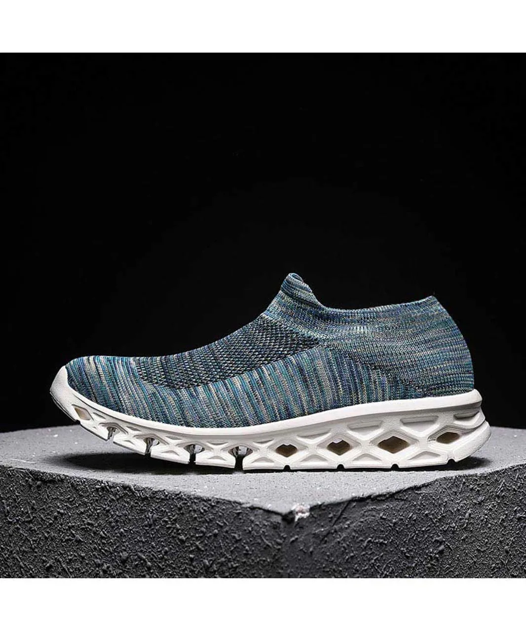 Blue texture pattern flyknit slip on shoe sneaker