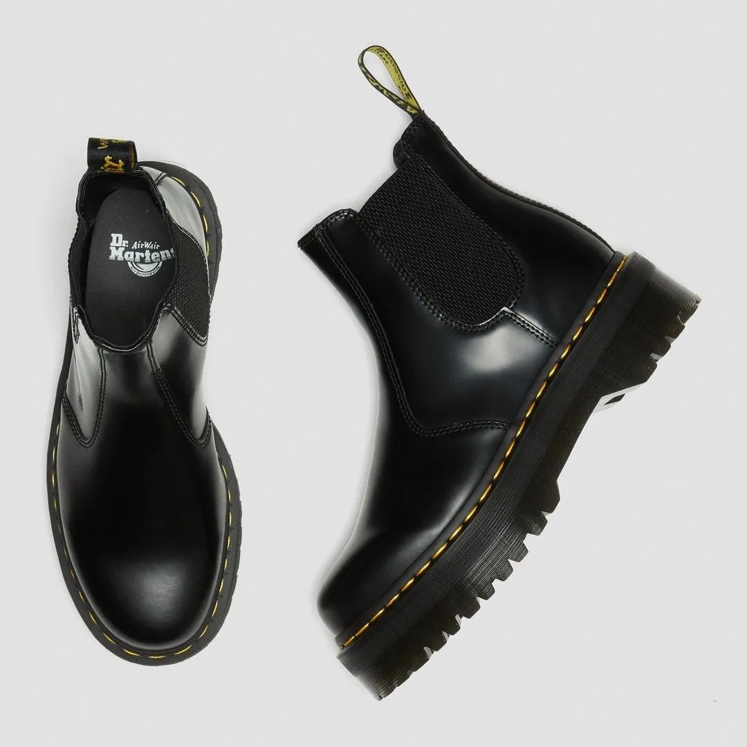 Dr. Martens 2976 Quad Chelsea Boot