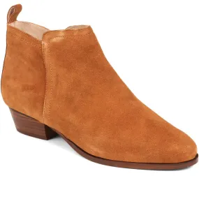 Florie Heeled Leather Ankle Boots - FLORIE / 324 290