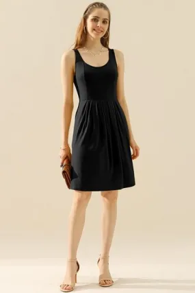 Round Neck Ruched Sleeveless Dress with Pockets