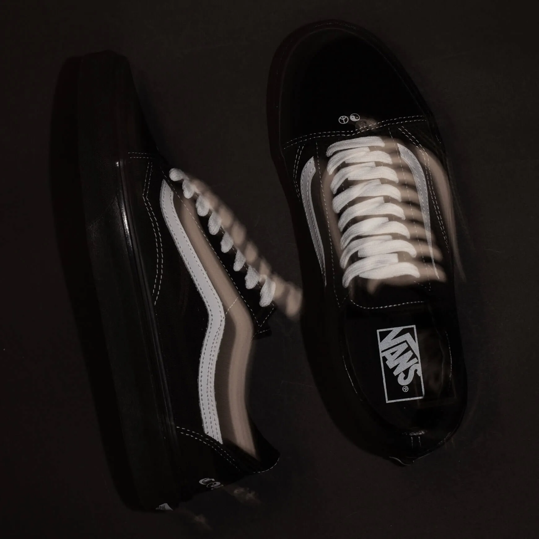 Vans Old Skool Yin Yang Custom