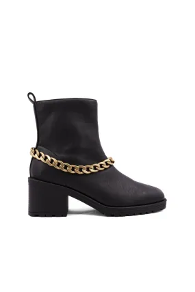 Yenni Chain Boots